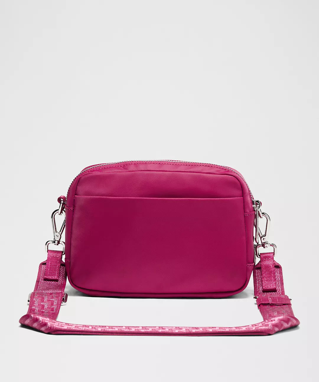 Everywhere Crossbody Bag 2L Metal Hardware