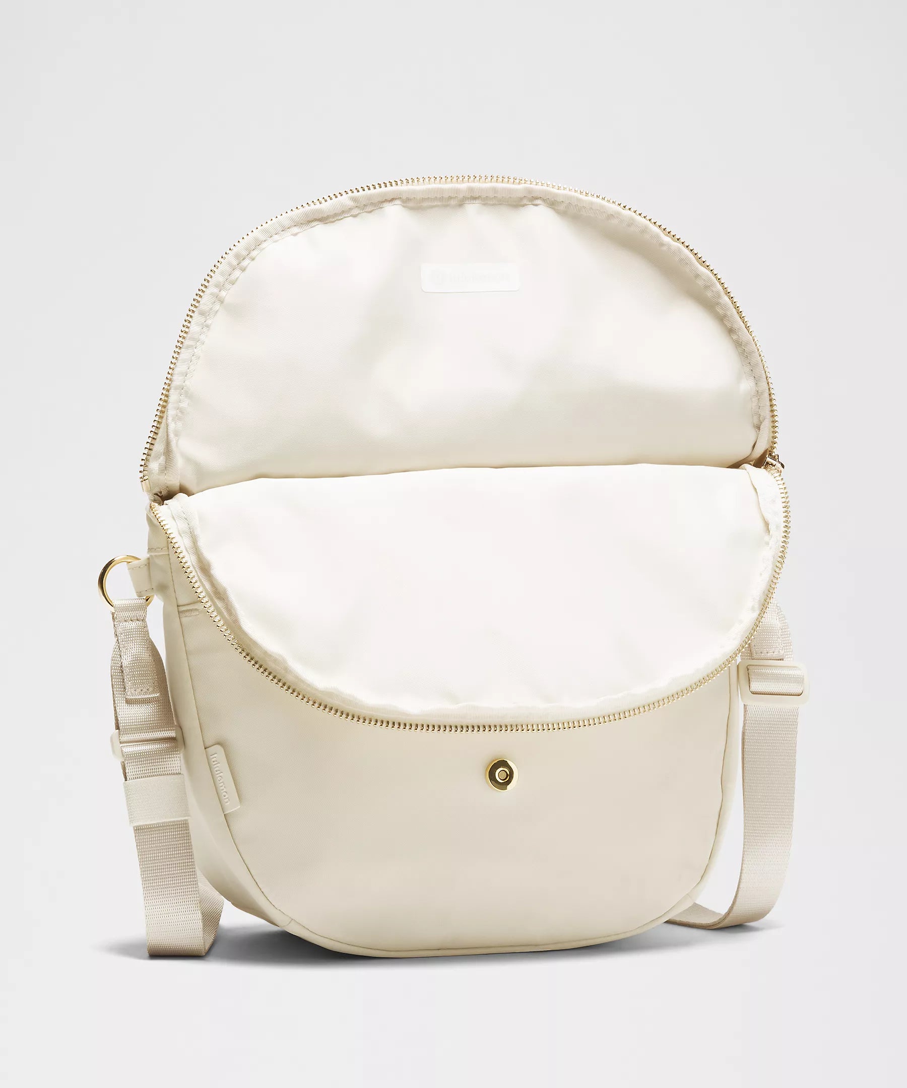 #color_ LLM Light Ivory/Gold