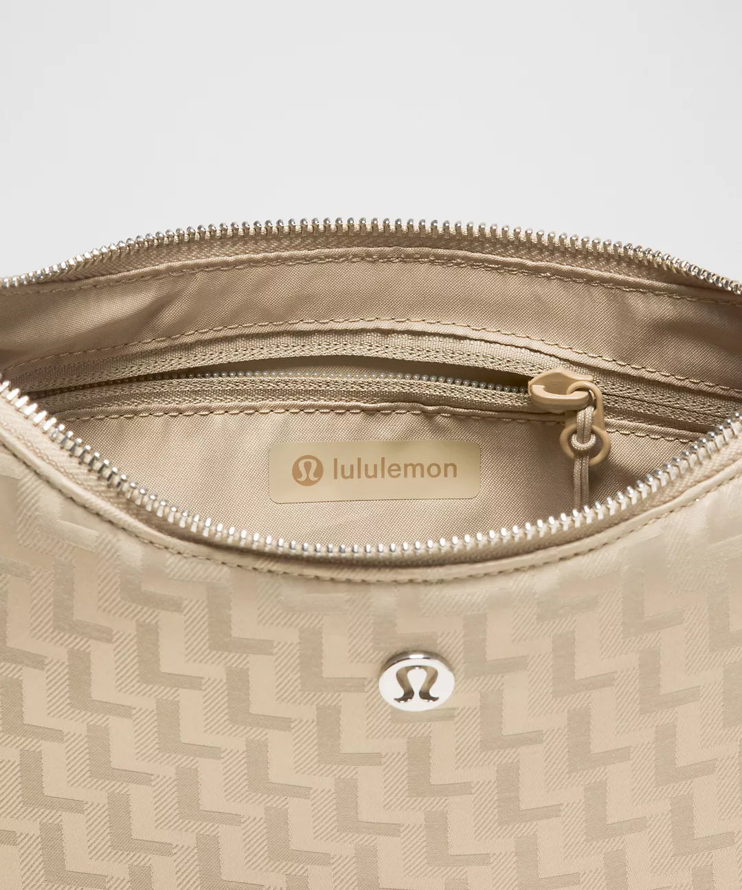 City Essentials Small Shoulder Bag 3L Monogram Jacquard