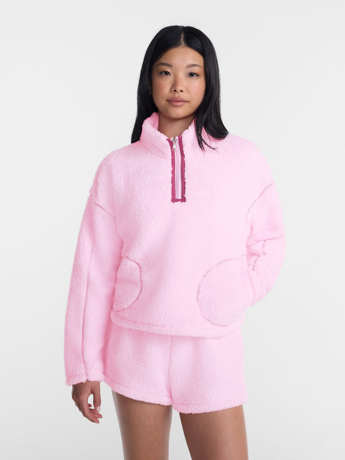 No Boundaries Faux Shearling Plush Pullover para mujer, NOB Dreamy Pink, vista principal de sudadera afelpada #color_NOB Dreamy Pink
