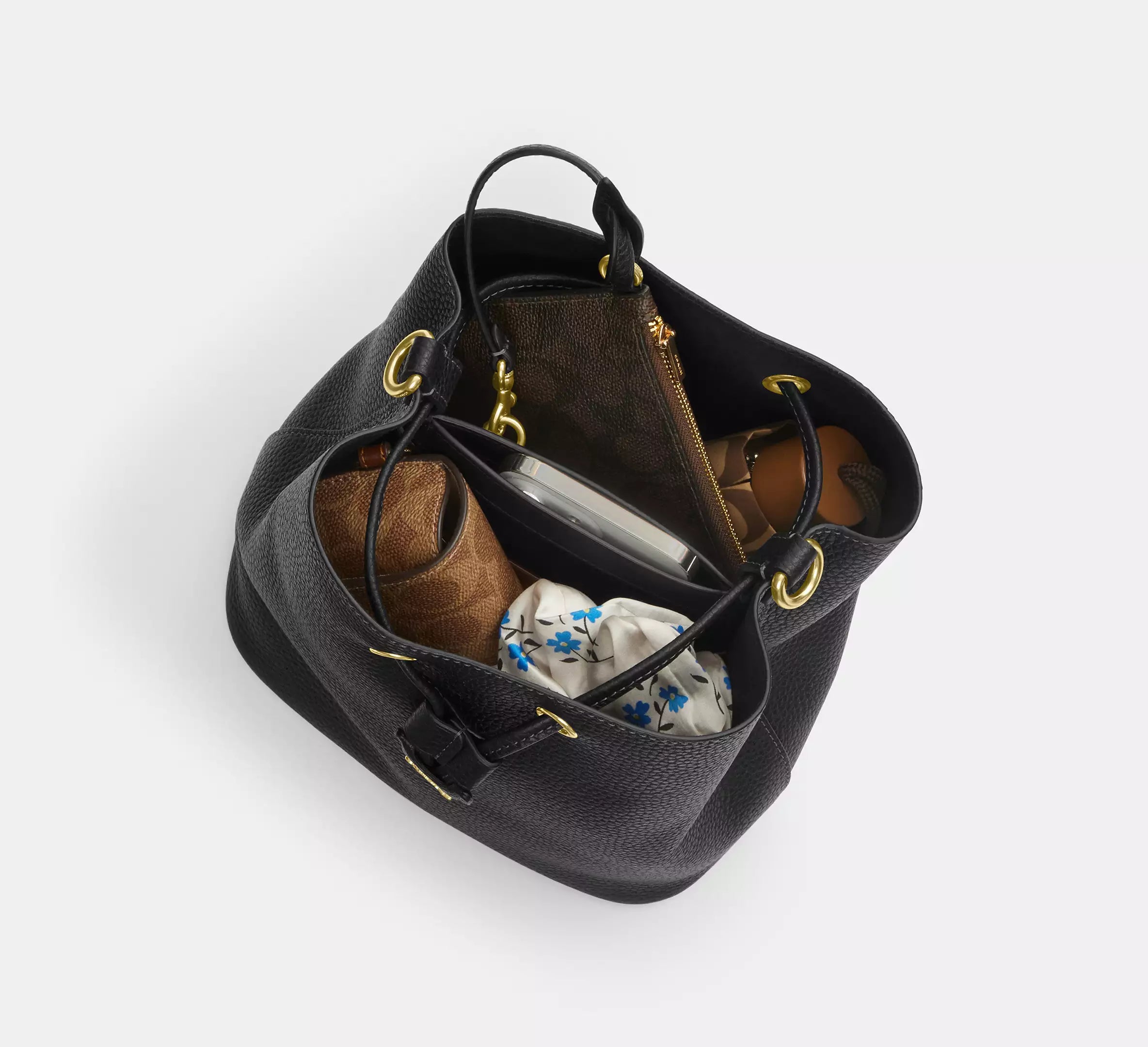 Rowan Bucket Bag - Pebbled Leather