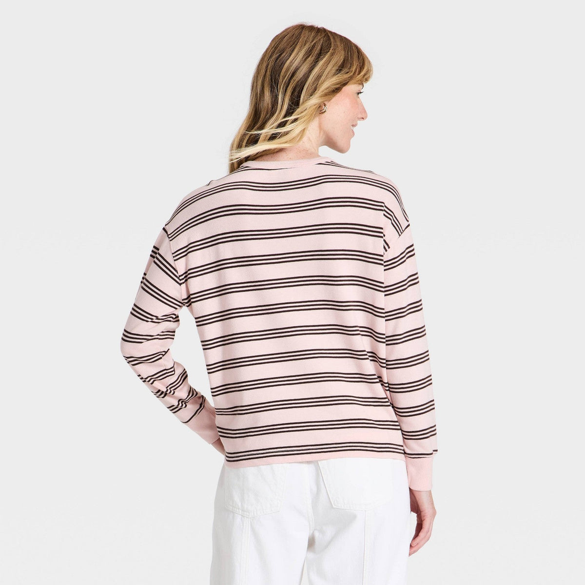 Universal Thread espalda de playera rosa de manga larga a rayas oscuras #color_UT Pink Striped