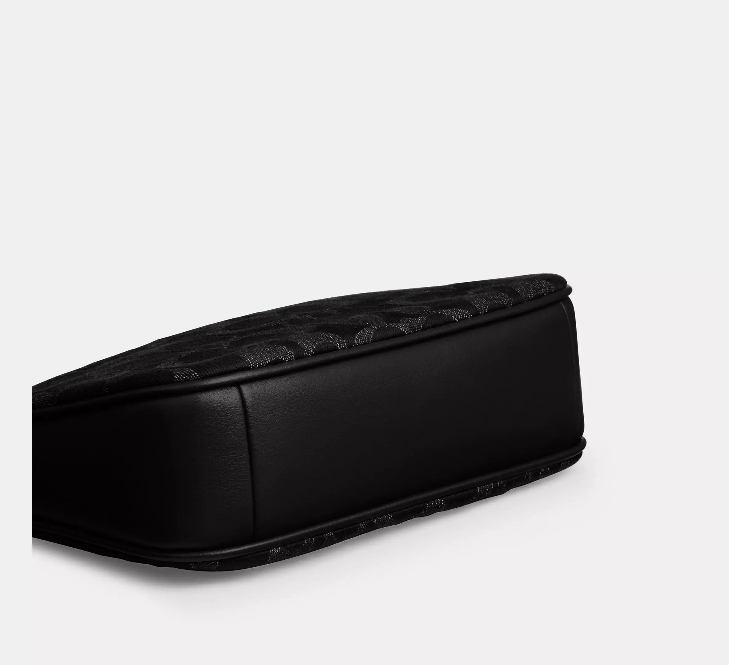 Nolita 19 In Signature Denim