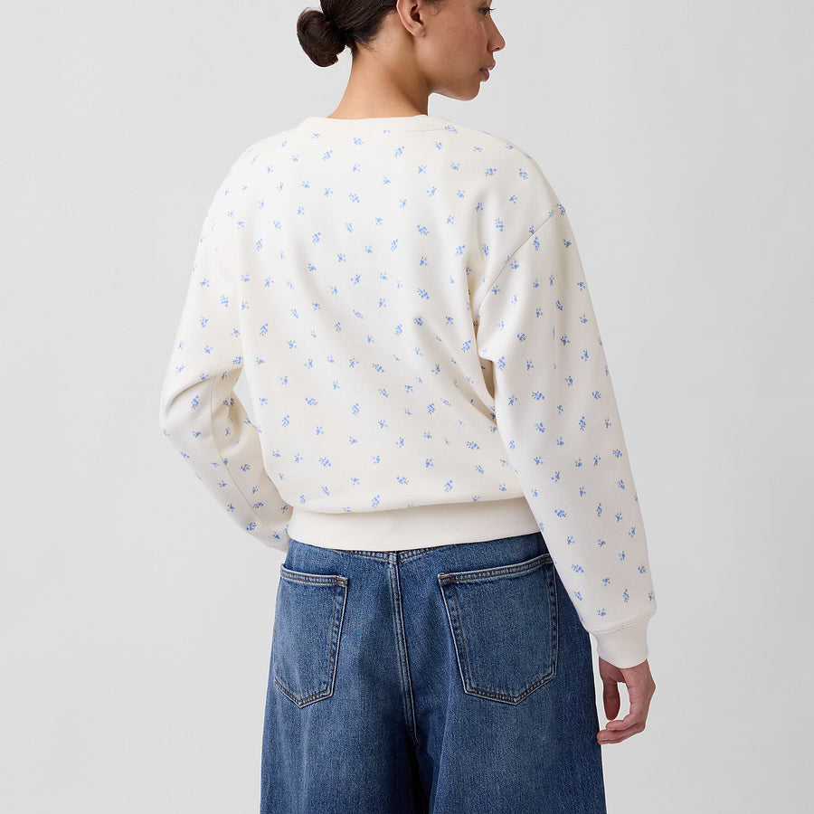 Vista posterior de la sudadera GAP White blue floral en modelo #color_GAP White blue floral