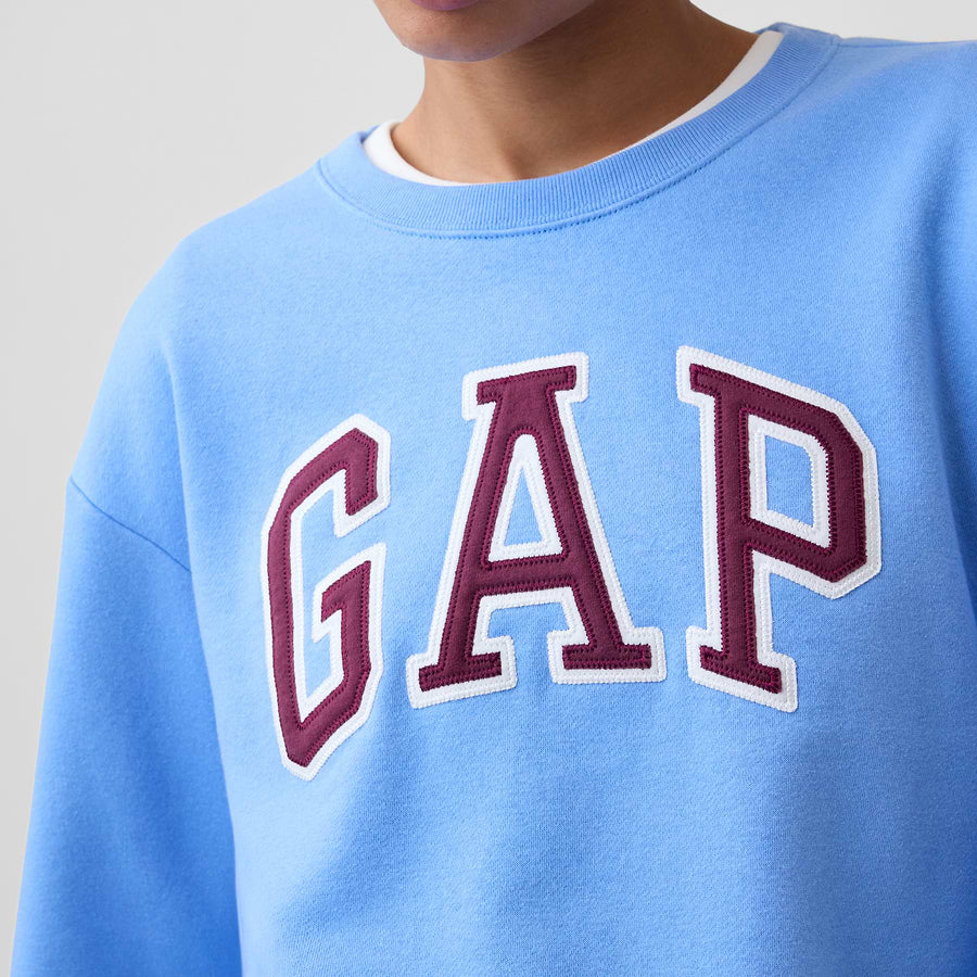 Detalle del logo y la tela de la sudadera GAP Blue rain #color_GAP Blue rain