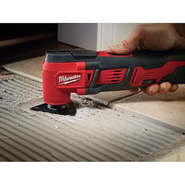 M18 18V Lithium-Ion Cordless Oscillating Multi-Tool Kit with one 1.5 Ah Battery & Charger
