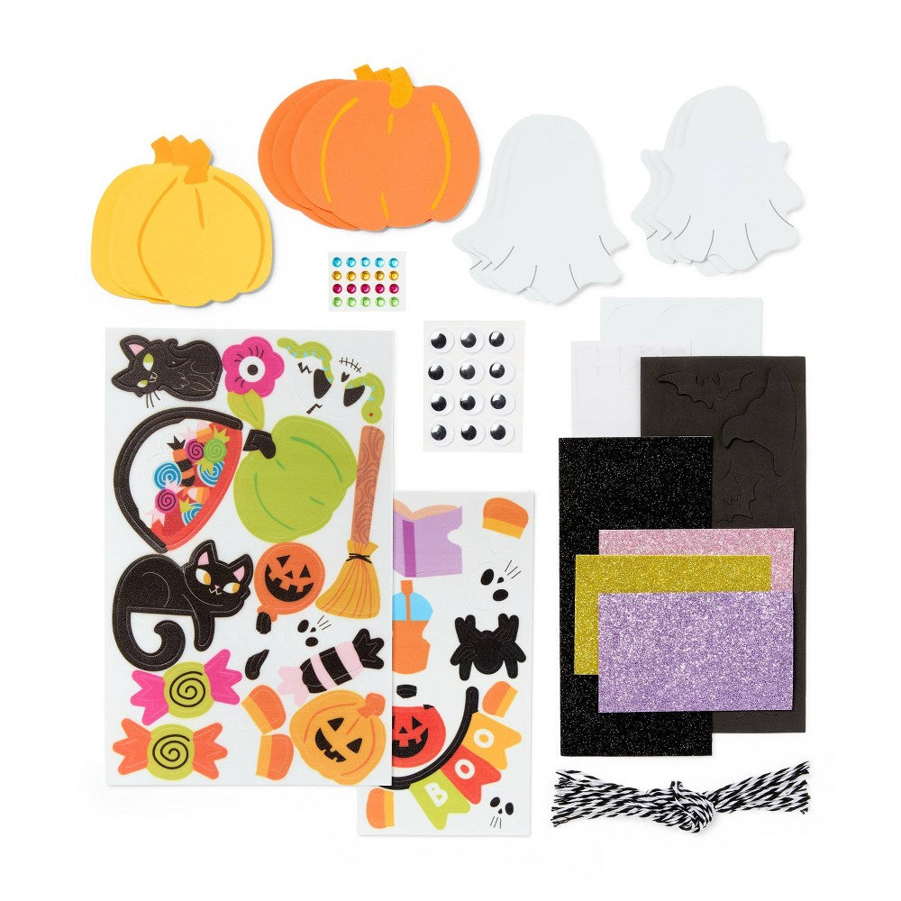 Contenido del kit DIY Mondo Llama Halloween con figuras de foamy adhesivo, pegatinas, cordel y ojos móviles
