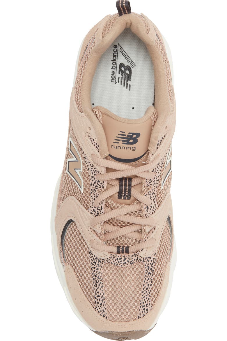 New Balance 530 Flat Taupe Black Cement detalle de materiales