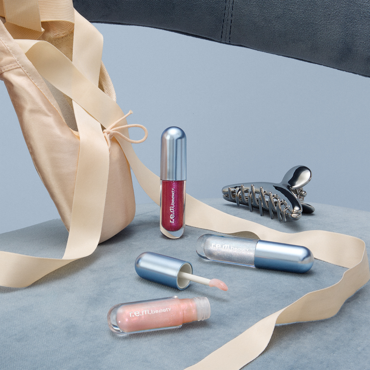 r.e.m. beauty Gloss Barre Mini Glossy Balm Set colección holiday 2026