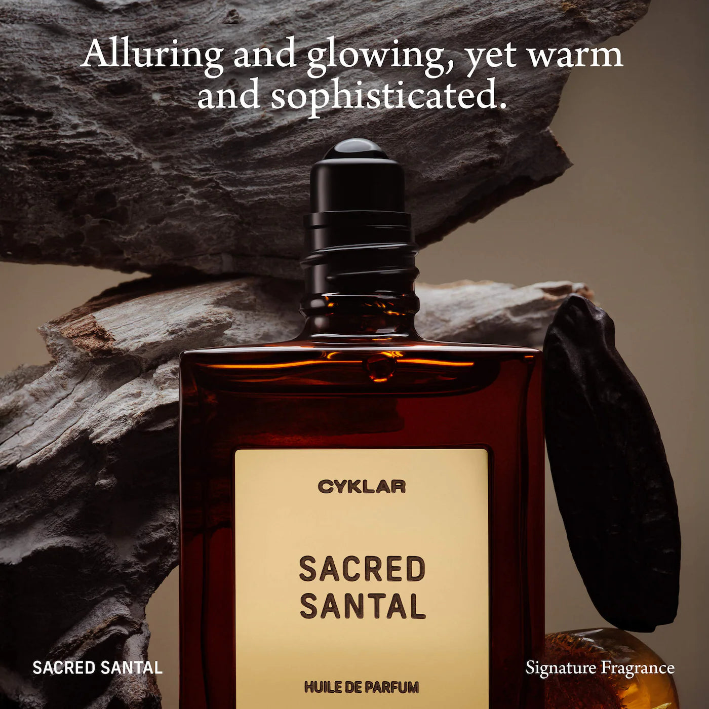 Perfume roll-on Cyklar Sacred Santal con vainilla y madera de cachemira
