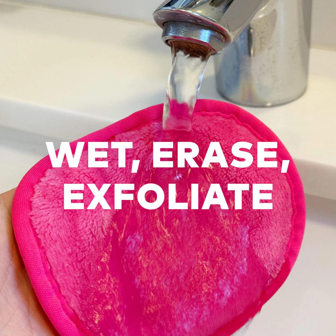 Hello Kitty Cutie Pie 7- Day Set Reusable Makeup Remover