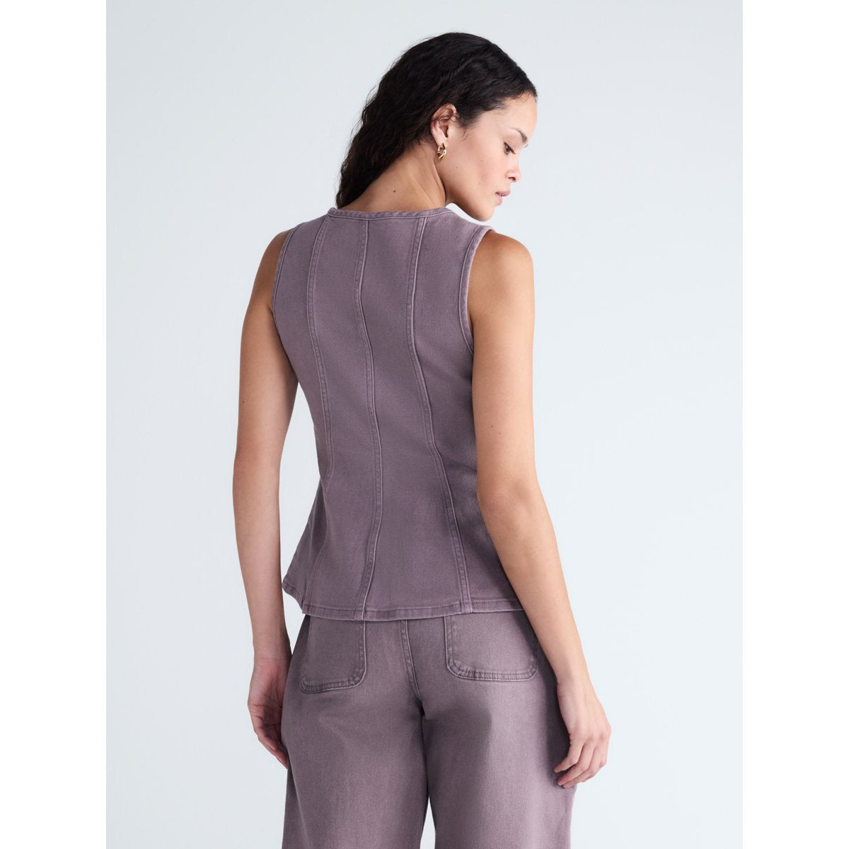 Scoop top Purple Fog sin mangas con costuras estructuradas de corset #color_SCOOP Purple Fog
