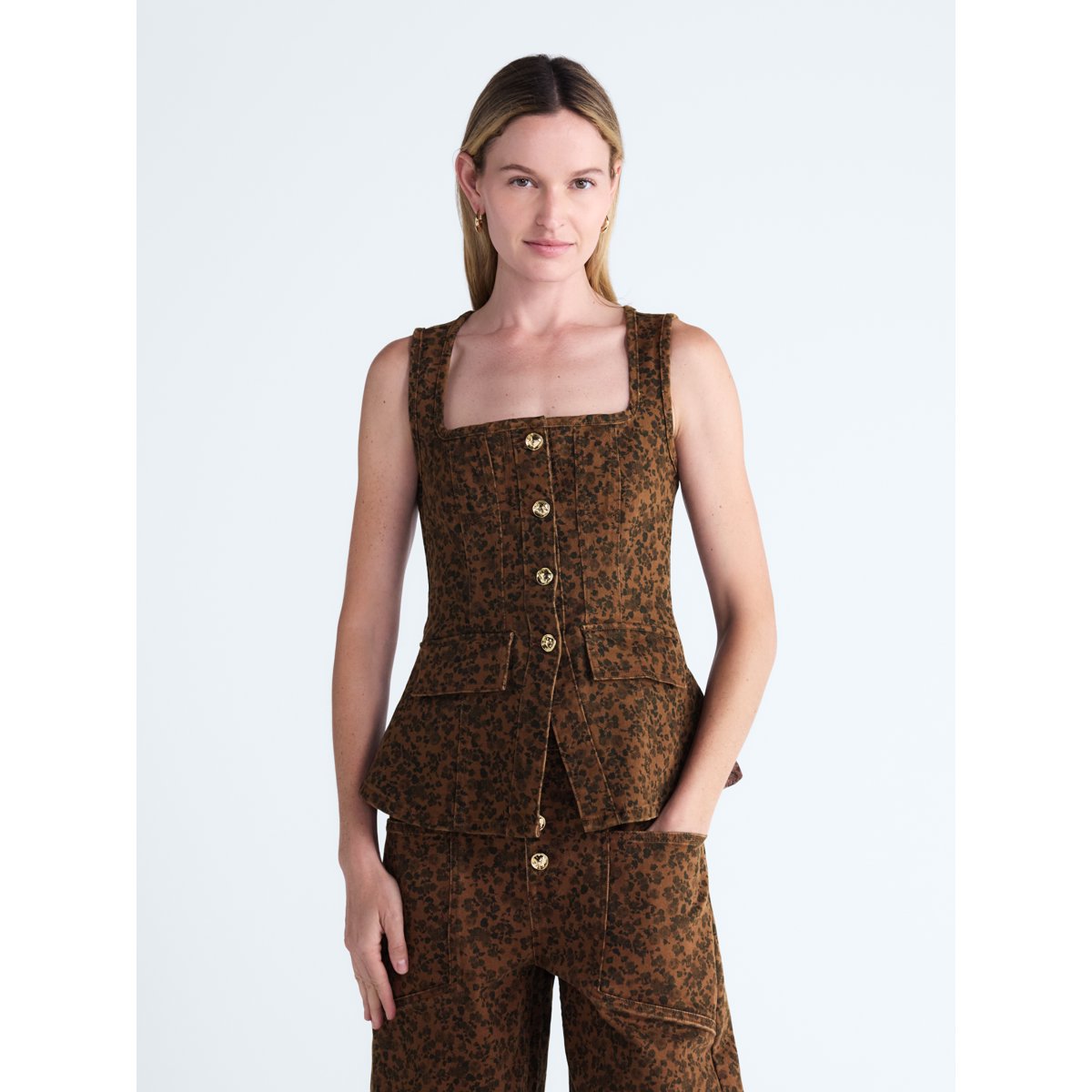 Scoop Denim Corset Top Small Rose Hot Chocolate estampado floral #color_SCOOP Small Rose Hot Chocolate