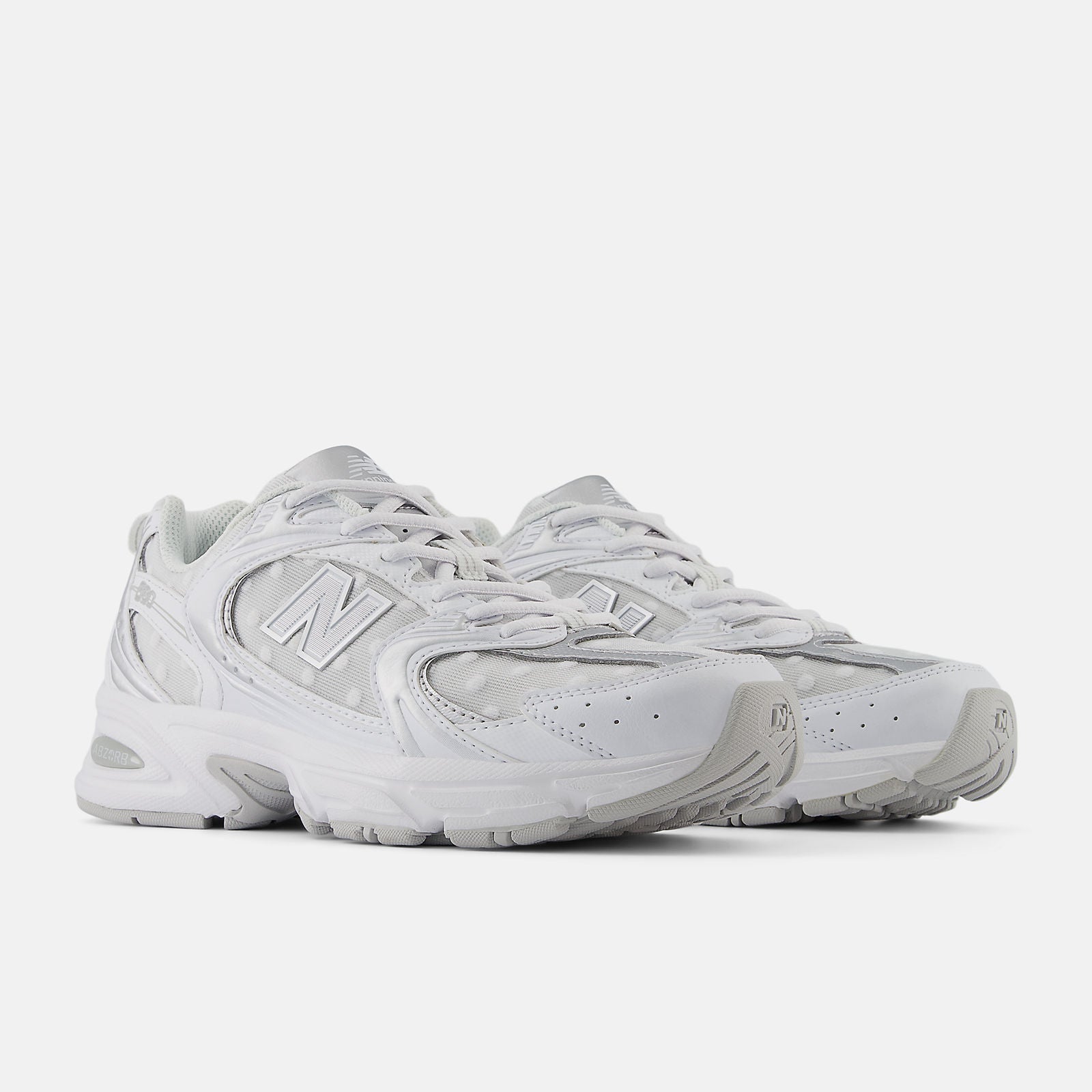 530 White with Silver Metalic