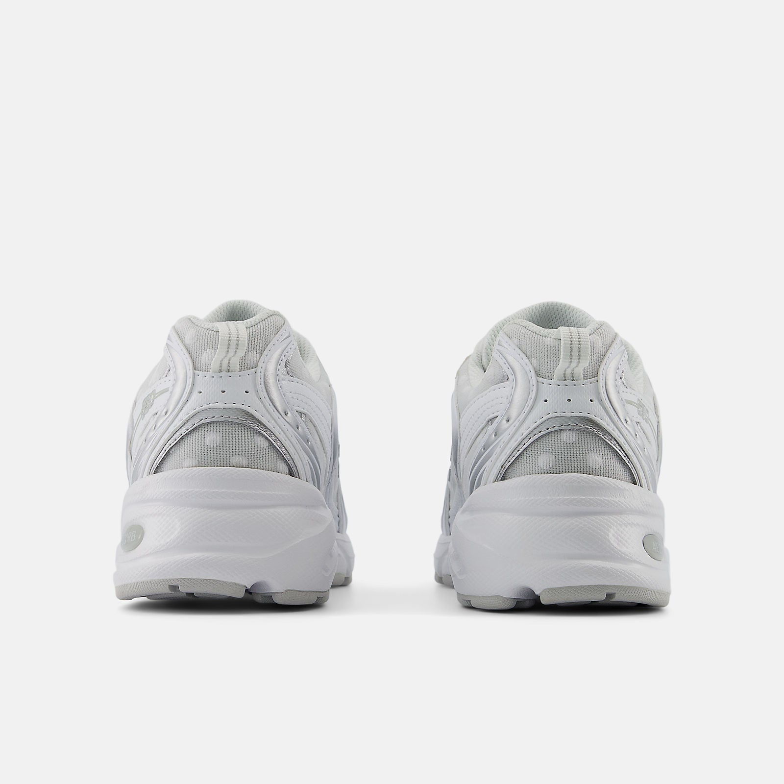 530 White with Silver Metalic