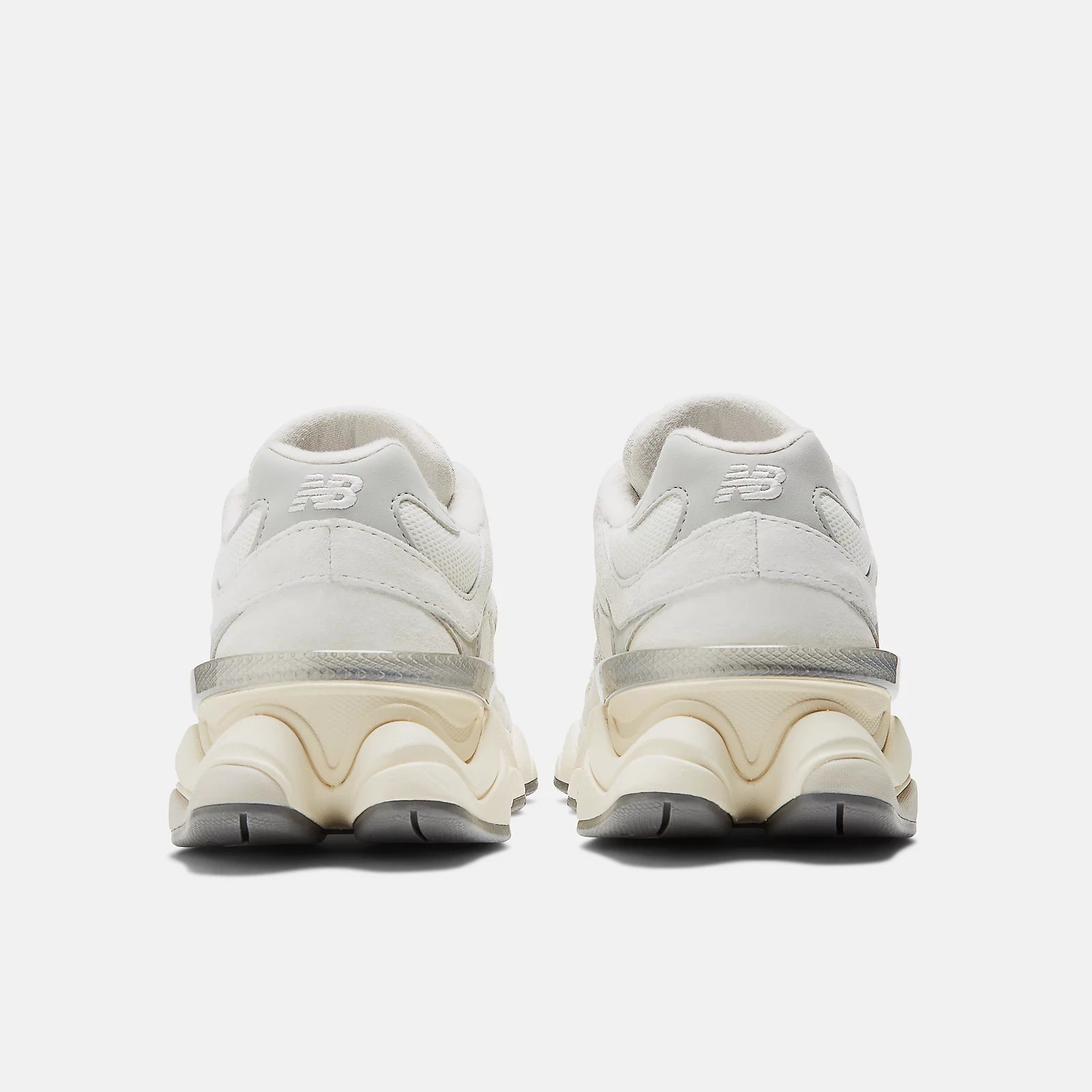 New Balance 9060 Sea salt with concrete and silver metallic