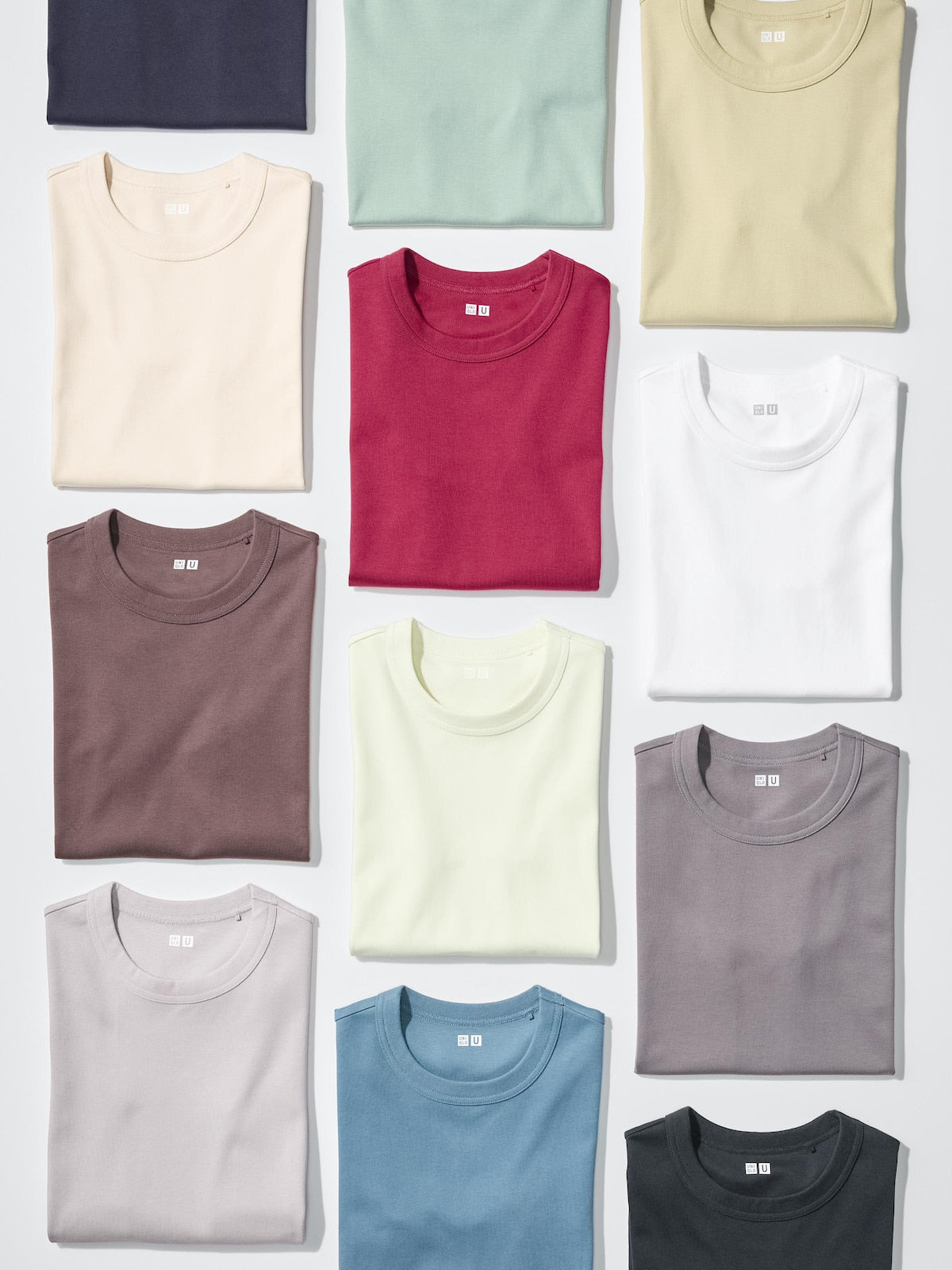 UNIQLO U Crew Neck T-Shirt detalle de cuello y tejido