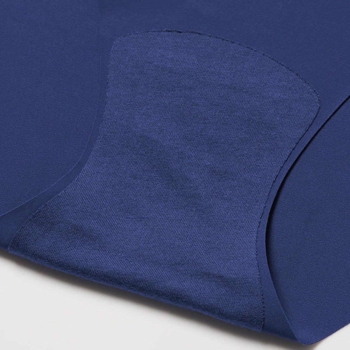 UNIQLO AIRism Seamless Hiphuggers | High Rise detalle de material y ajuste 2