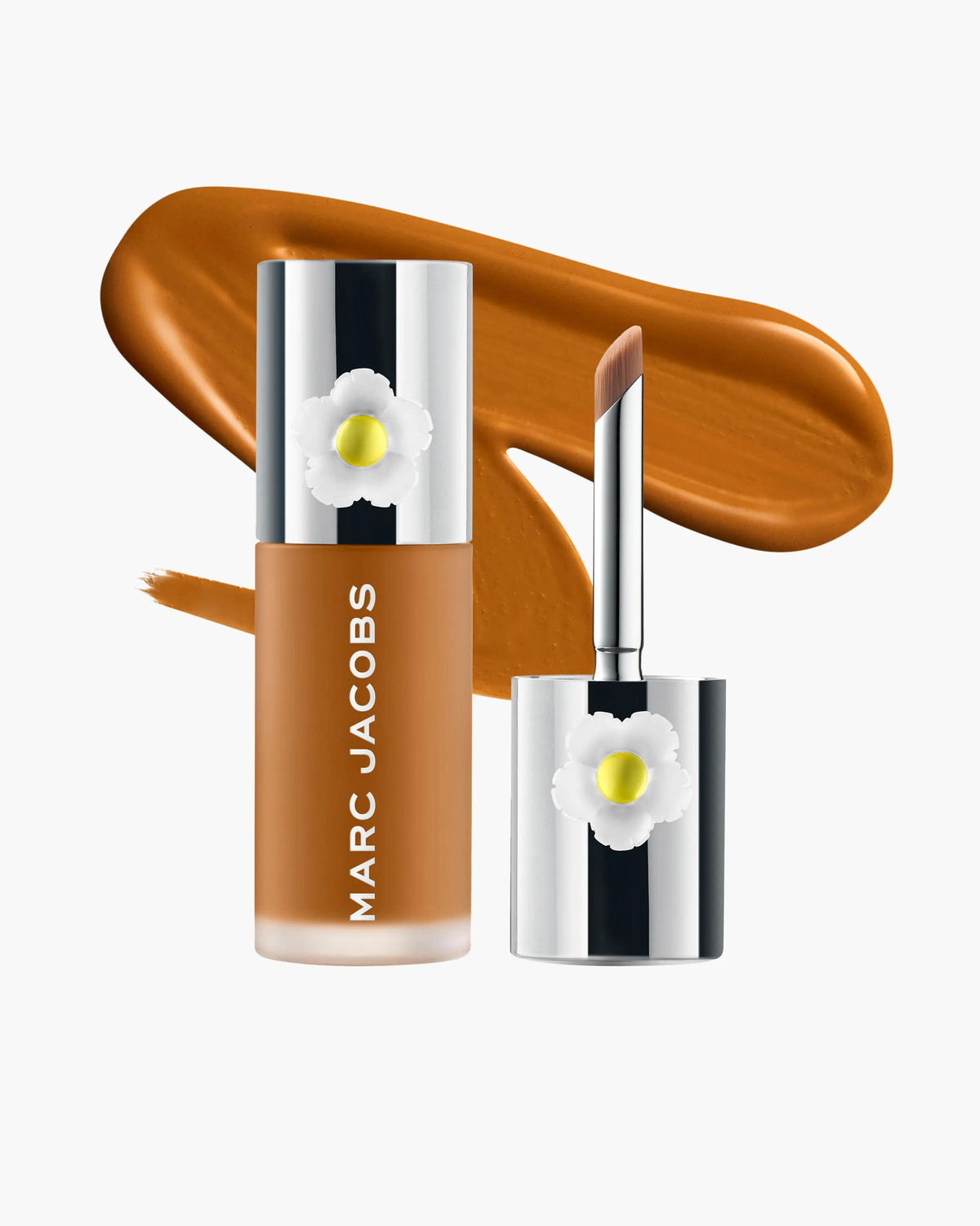 Marc Jacobs Nude Awakening tono 405W, corrector líquido medio a profundo con subtono cálido #color_MJB 405W