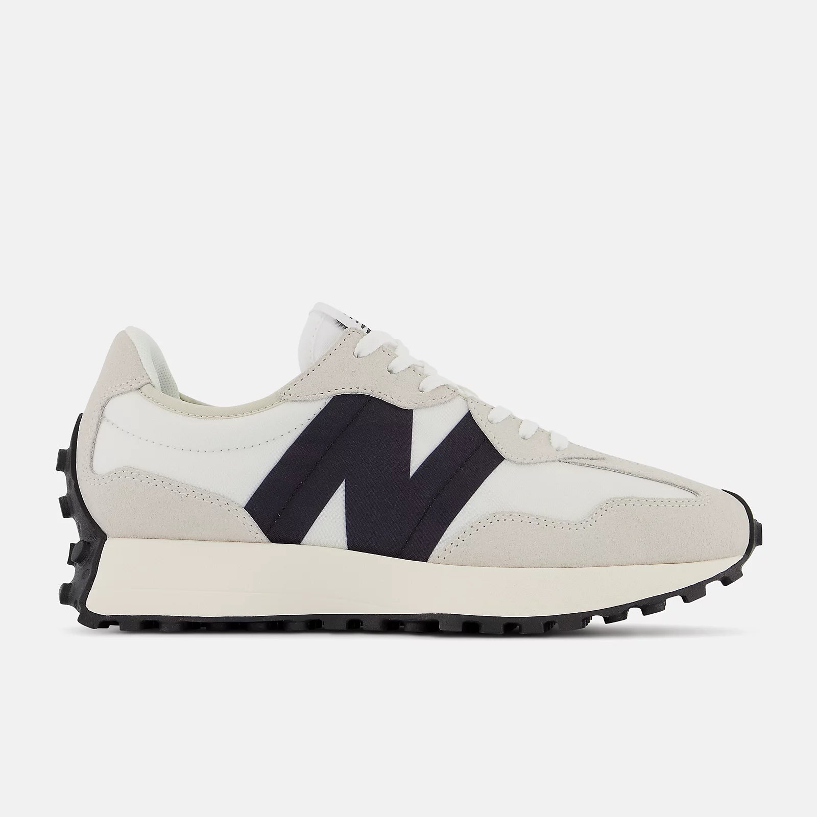 #color_NB 327 SEA SALT with WHITE and Black