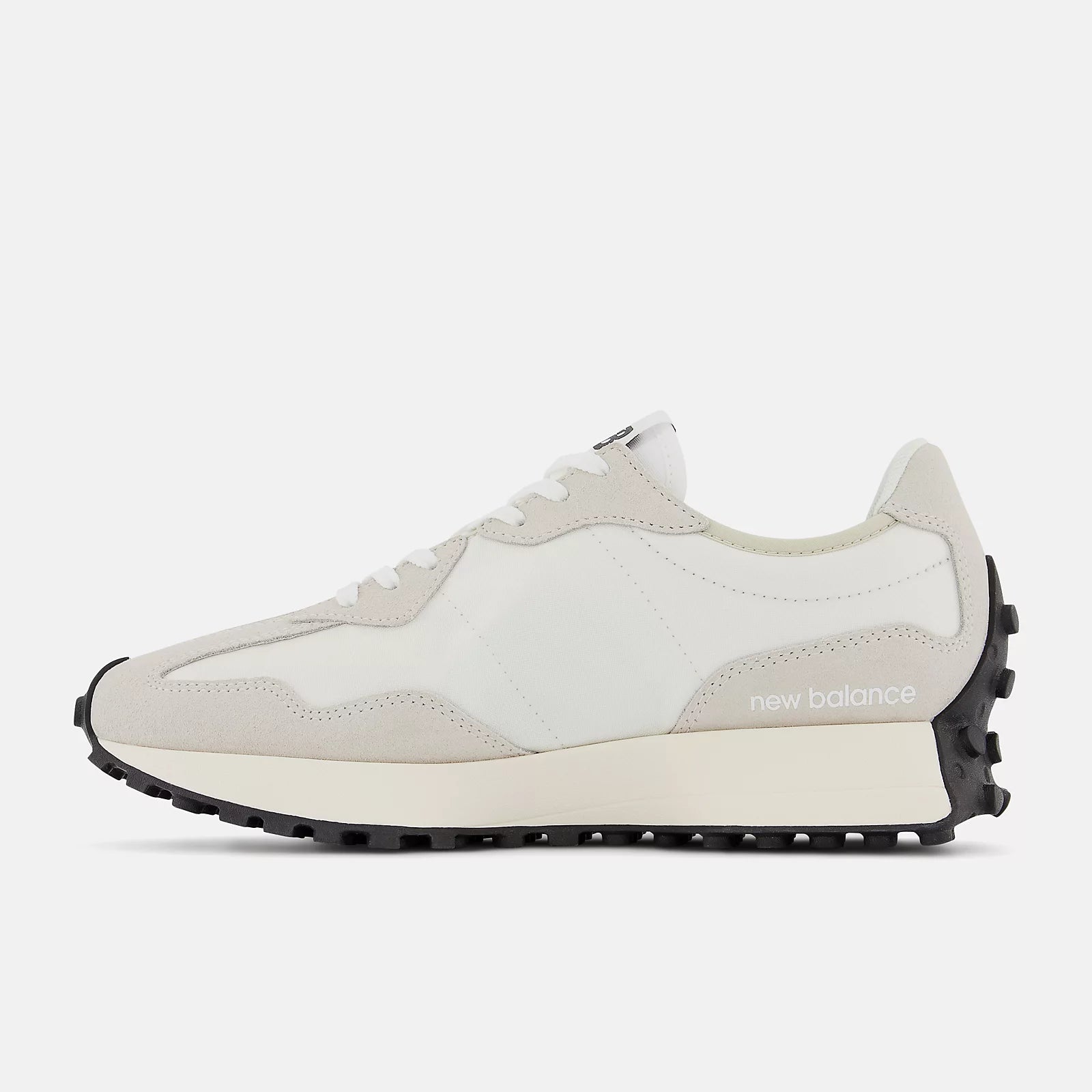 #color_NB 327 SEA SALT with WHITE and Black