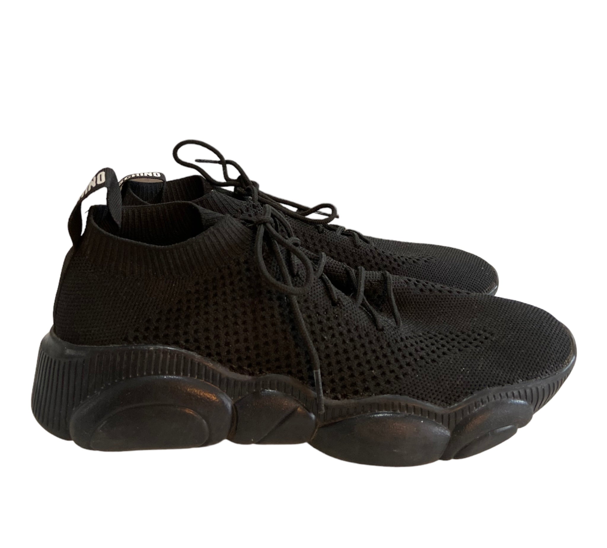 Moschino Tenis Teddy con logo en el talón